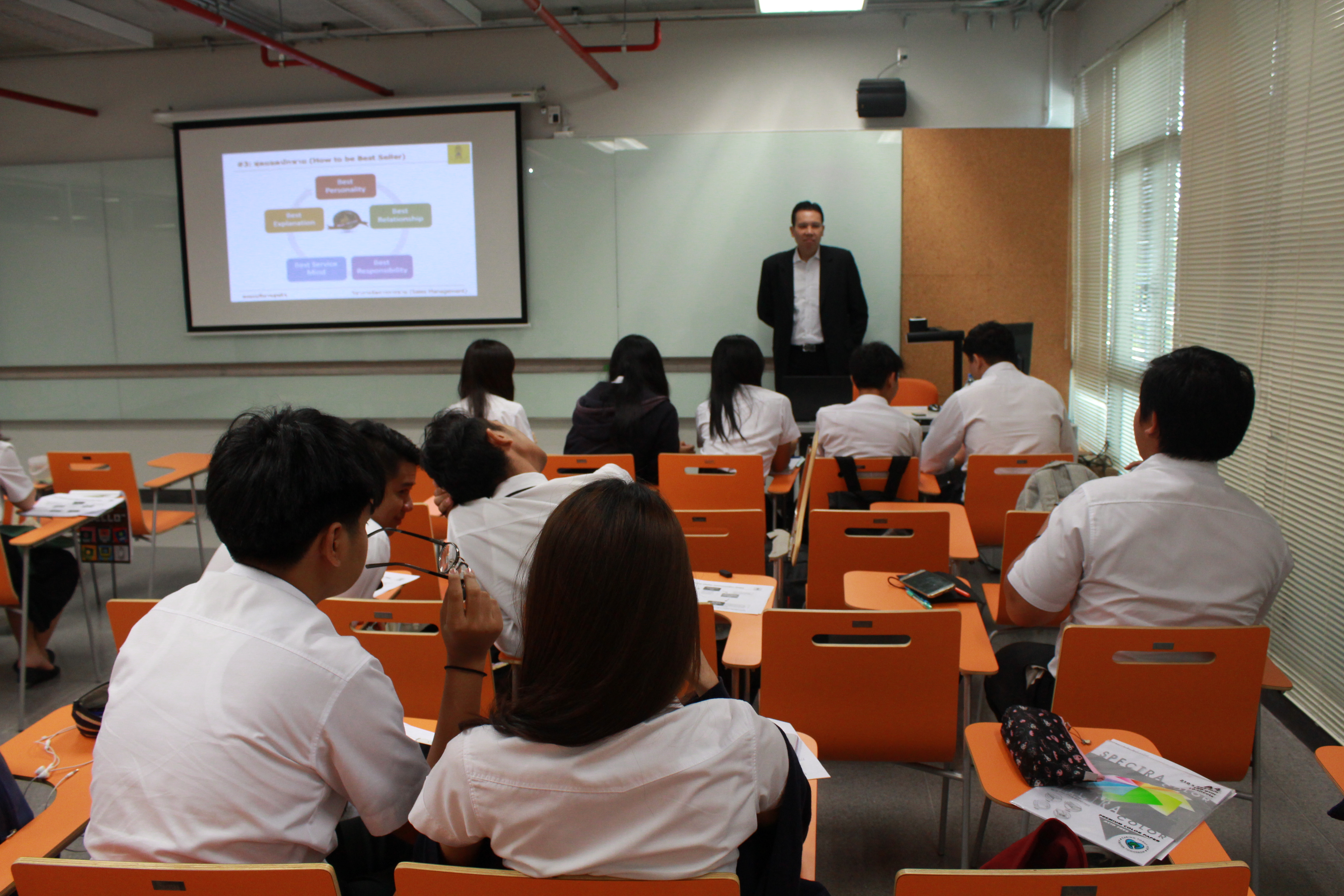 บรรยายพิเศษการจัดการการขาย — 2 พฤษภาคม 2025 — สถาบันเทคโนโลยีจิตรลดา CDTI