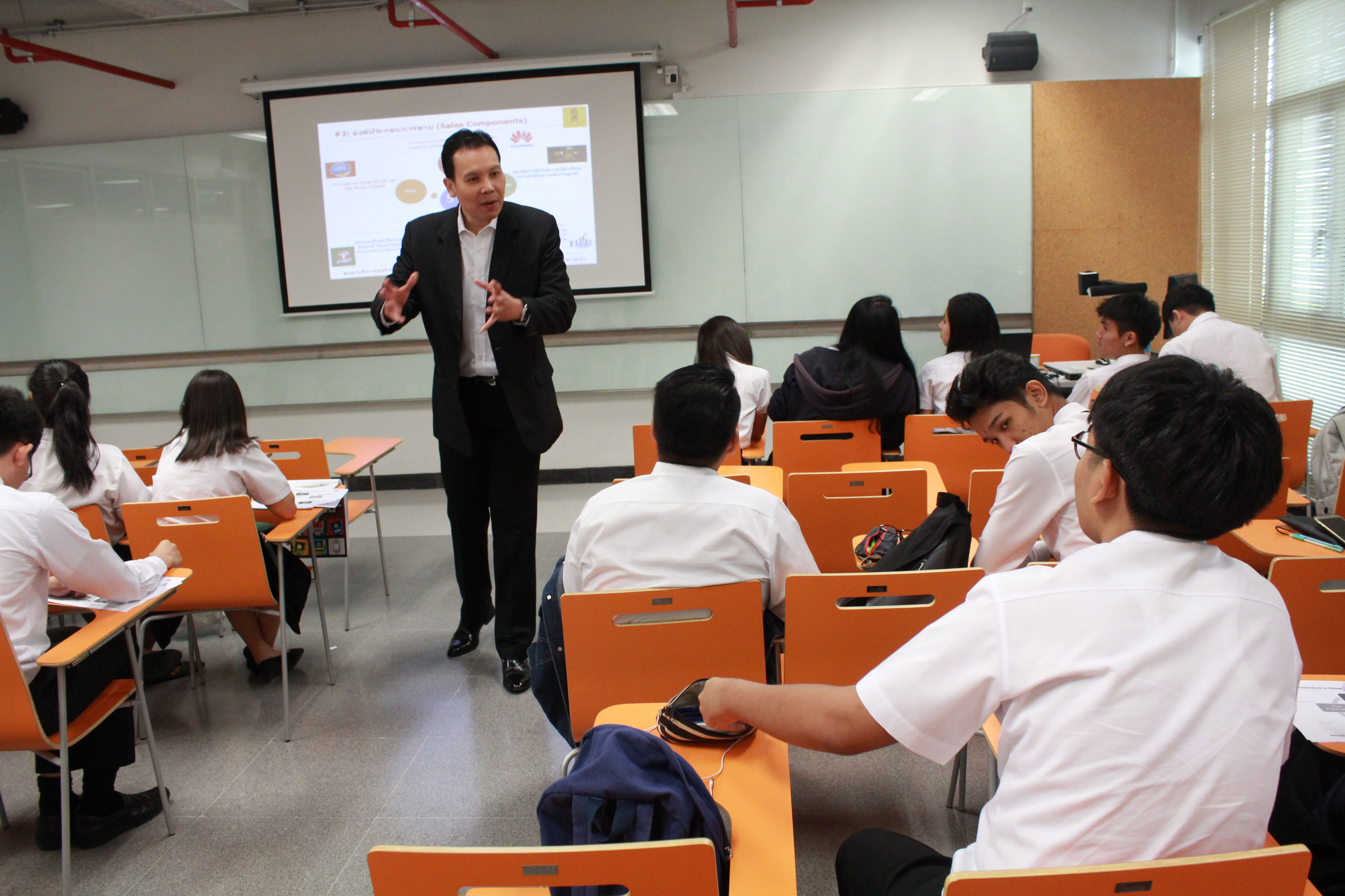 บรรยายพิเศษการจัดการการขาย — 2 พฤษภาคม 2025 — สถาบันเทคโนโลยีจิตรลดา CDTI