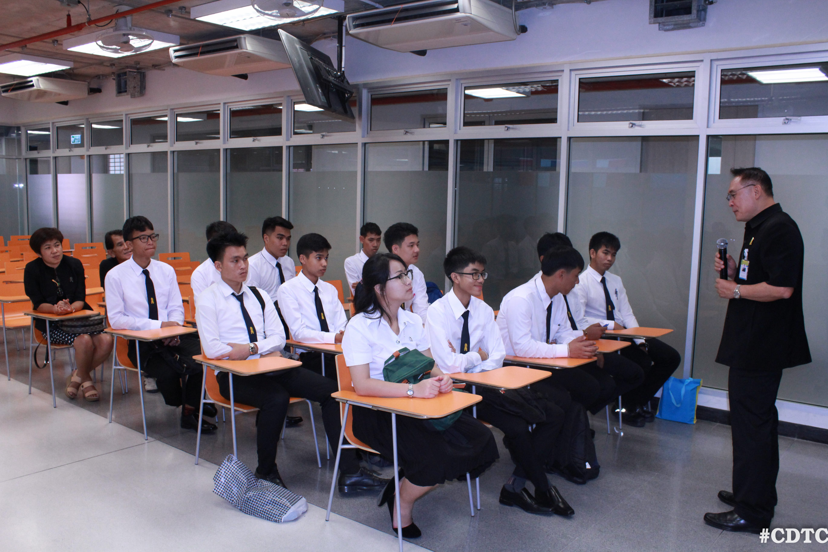 ลงช็อปช่าง รุ่น 2 — 2 พฤษภาคม 2025 — สถาบันเทคโนโลยีจิตรลดา CDTI