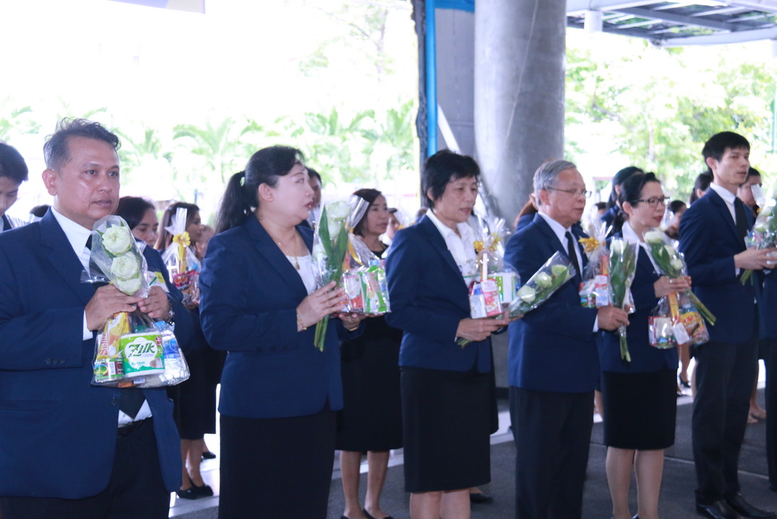 ร่วมทำบุญตักบาตรเพื่อถวายเป็นพระราชกุศล และพิธีถวายพระพรชัยมงคล — 2 พฤษภาคม 2025 — สถาบันเทคโนโลยีจิตรลดา CDTI