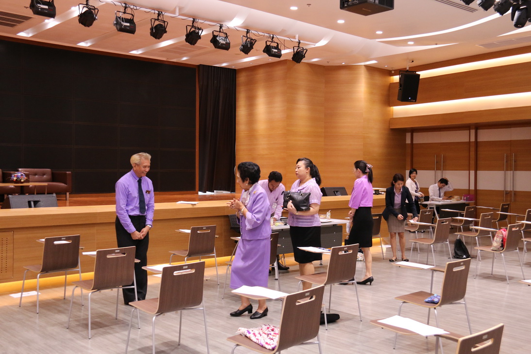 บรรยากาศการสอบข้อเขียนของนักศึกษาที่สมัครสอบ ประจำปีการศึกษา 2558 &mdash; 8 สิงหาคม 2026 &mdash; สถาบันเทคโนโลยีจิตรลดา CDTI