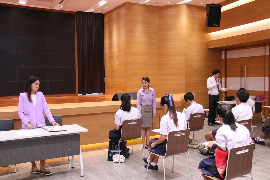บรรยากาศการสอบข้อเขียนของนักศึกษาที่สมัครสอบ ประจำปีการศึกษา 2558 &mdash; 8 สิงหาคม 2026 &mdash; สถาบันเทคโนโลยีจิตรลดา CDTI