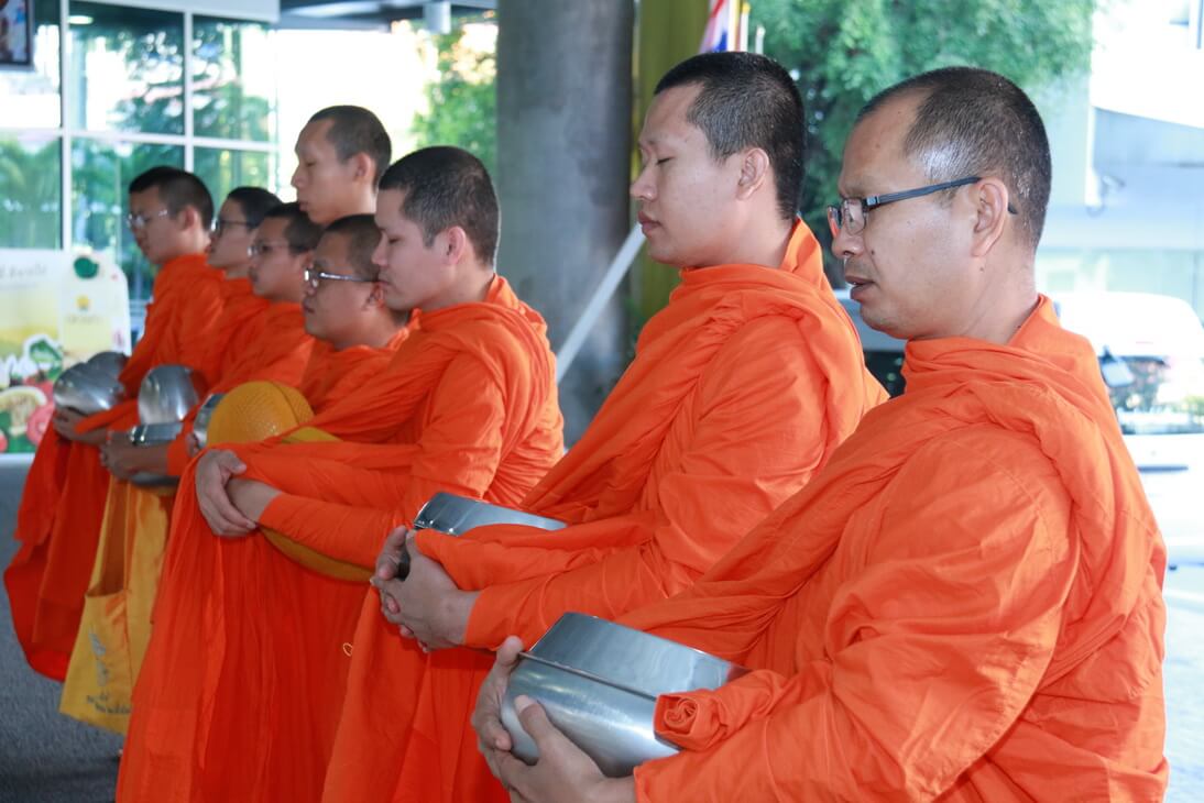 ทำบุญตักบาตร ในเดือนมีนาคม &mdash; 7 สิงหาคม 2026 &mdash; สถาบันเทคโนโลยีจิตรลดา CDTI