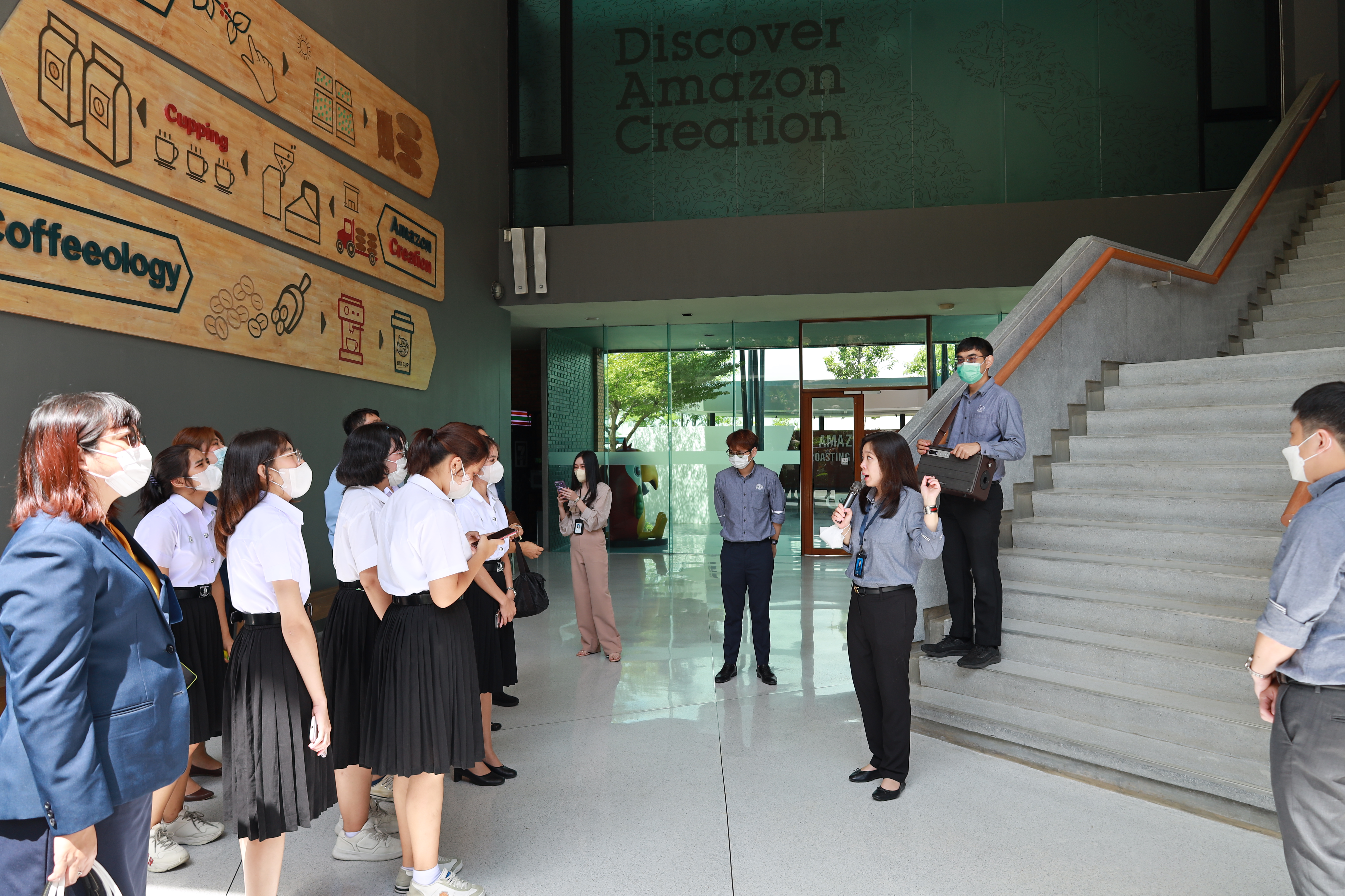 ​​​​​​​​​​​​​​ศึกษาดูงานศูนย์ธุรกิจคาเฟ่ อเมซอน — 2 พฤษภาคม 2025 — สถาบันเทคโนโลยีจิตรลดา CDTI