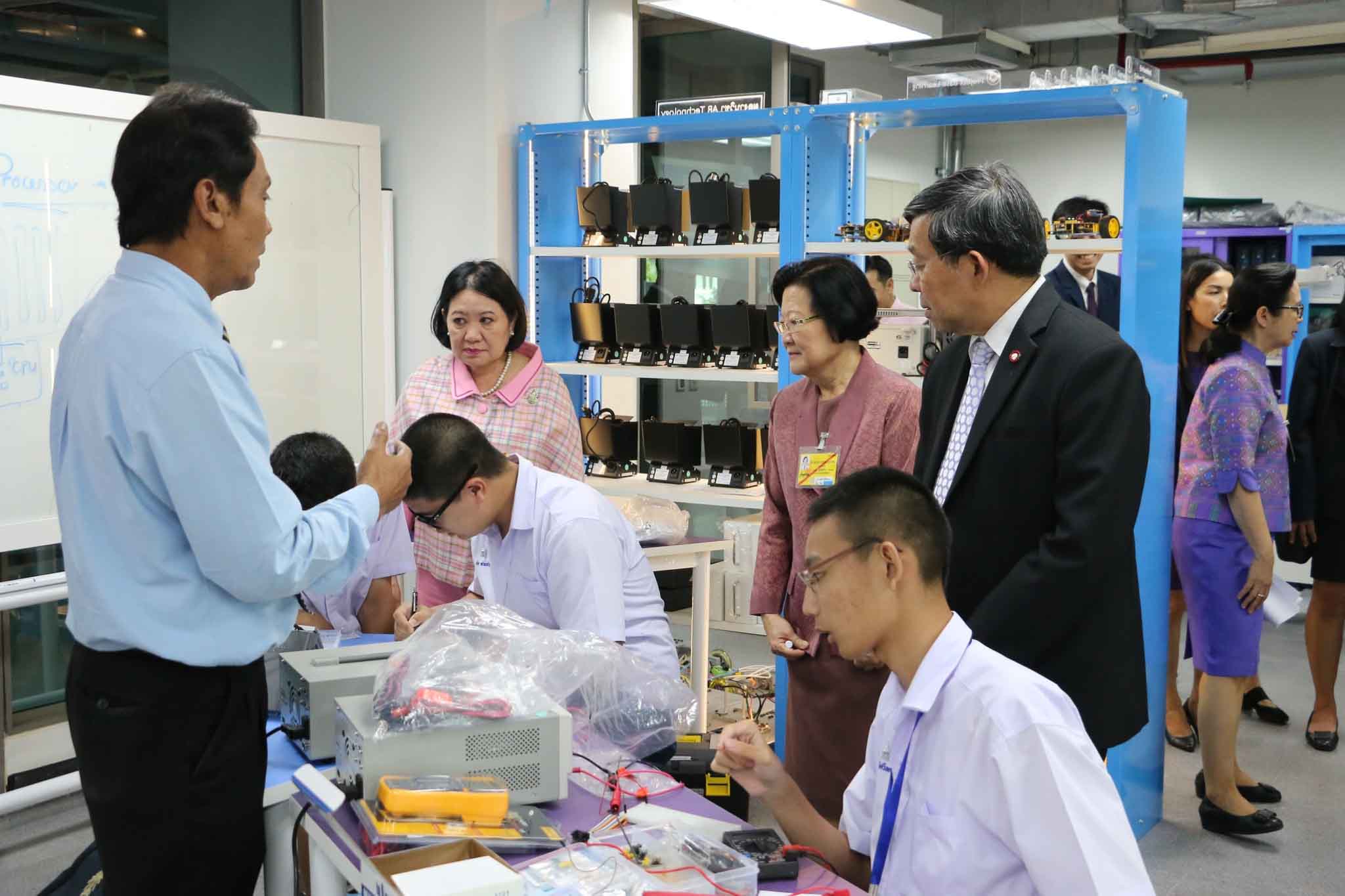 ต้อนรับคณะปลัดกระทรวง อว. — 5 พฤษภาคม 2025 — สถาบันเทคโนโลยีจิตรลดา CDTI