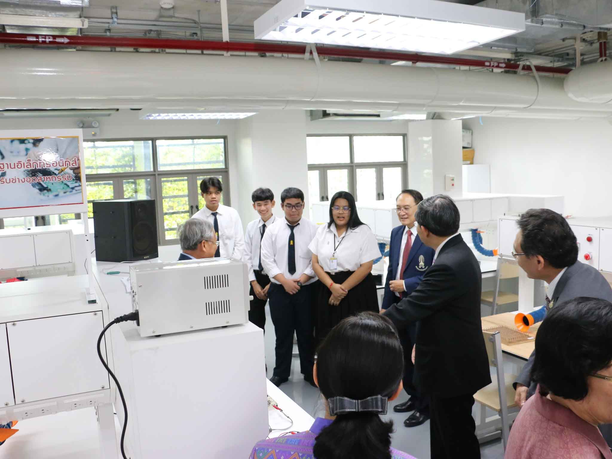 ต้อนรับคณะปลัดกระทรวง อว. — 5 พฤษภาคม 2025 — สถาบันเทคโนโลยีจิตรลดา CDTI