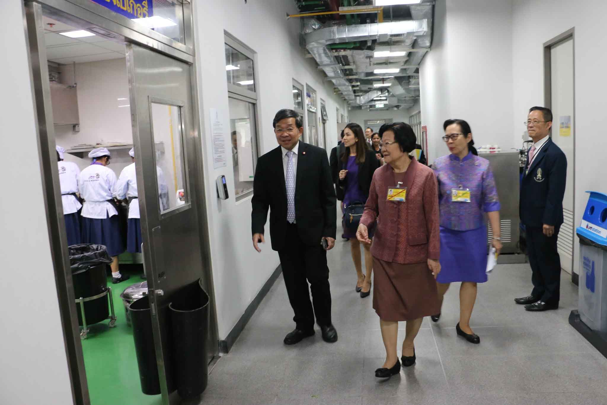 ต้อนรับคณะปลัดกระทรวง อว. — 5 พฤษภาคม 2025 — สถาบันเทคโนโลยีจิตรลดา CDTI