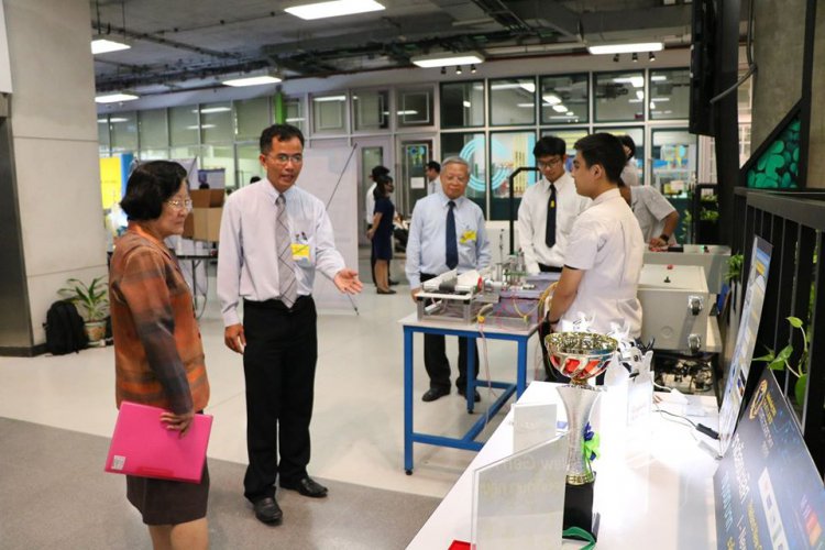 ประกวดโครงงานวิจัยสิ่งประดิษฐ์และนวัตกรรม — 5 พฤษภาคม 2025 — สถาบันเทคโนโลยีจิตรลดา CDTI