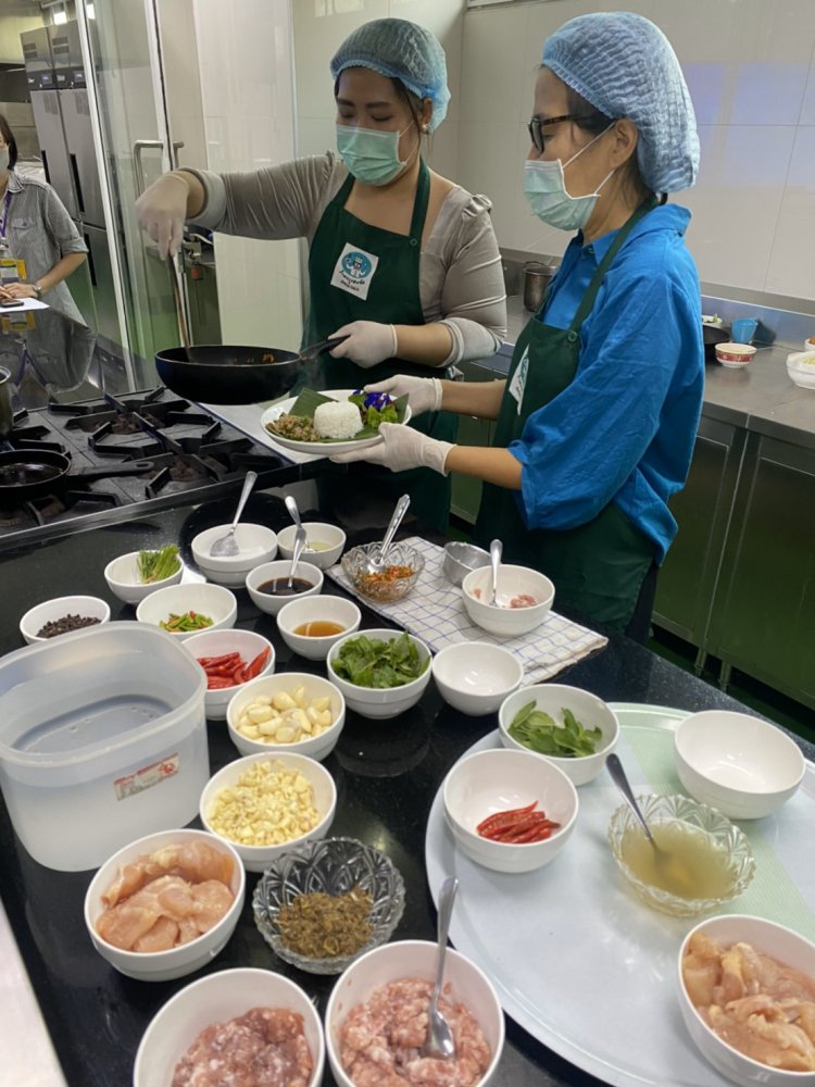 สจด. เปิดคอร์สอาหารออนไลน์ “อยู่บ้าน ไม่ตกงาน สร้างรายได้” ช่วยประชาชนฝ่าวิกฤติ COVID-19 — 5 พฤษภาคม 2025 — สถาบันเทคโนโลยีจิตรลดา CDTI