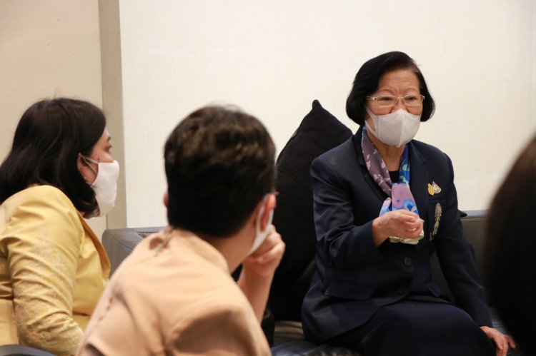 คณะผู้บริหารสถาบันเทคโนโลยีจิตรลดา รับมอบเงินสนับสนุนการศึกษาจาก มูลนิธิวิชัย ศรีวัฒนประภา — 6 พฤษภาคม 2025 — สถาบันเทคโนโลยีจิตรลดา CDTI