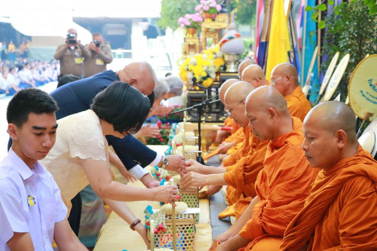 ร่วมพิธีทำบุญวันเกิดโรงเรียนจิตรลดา — 5 พฤษภาคม 2025 — สถาบันเทคโนโลยีจิตรลดา CDTI