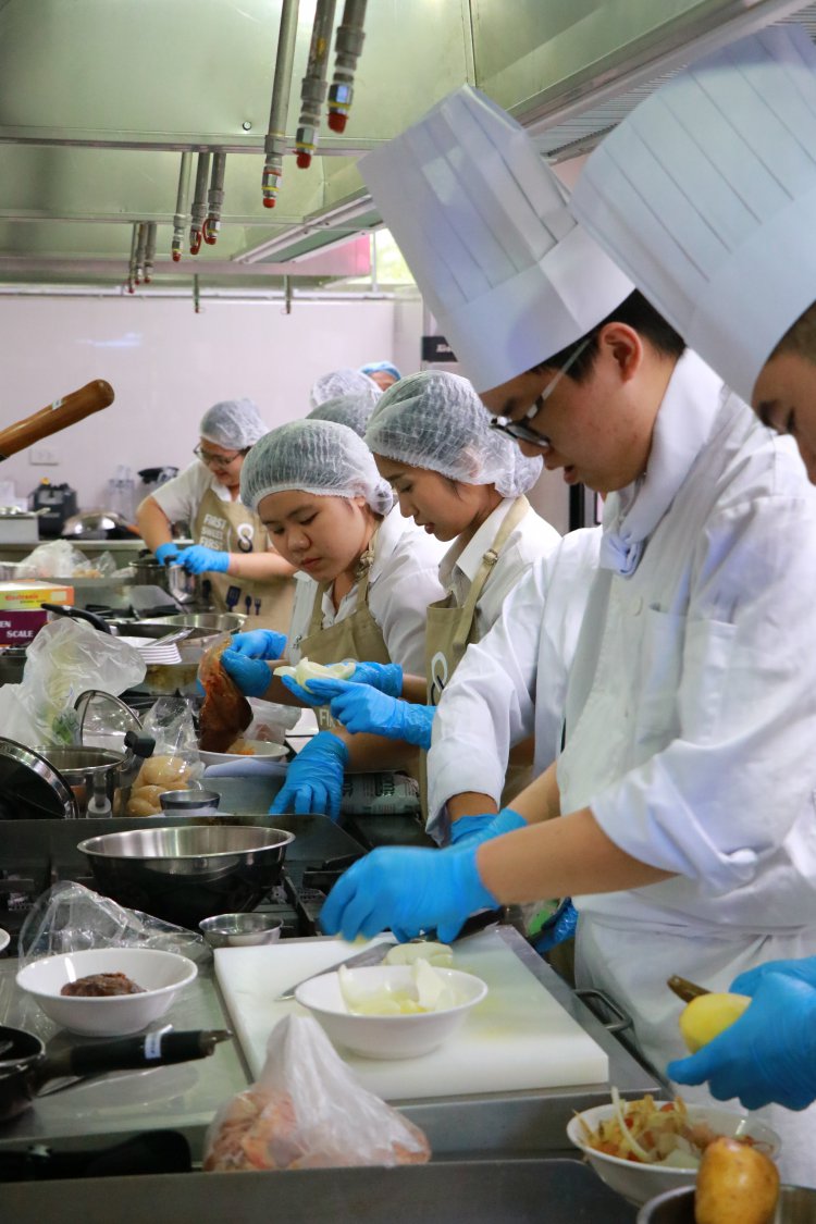 แลกเปลี่ยนเรียนรู้วัฒนธรรม — 5 พฤษภาคม 2025 — สถาบันเทคโนโลยีจิตรลดา CDTI