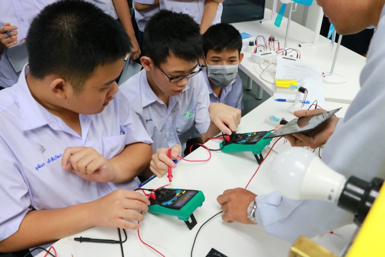 ต้อนรับคณะนักเรียนโรงเรียนจิตรลดา — 9 พฤษภาคม 2025 — สถาบันเทคโนโลยีจิตรลดา CDTI