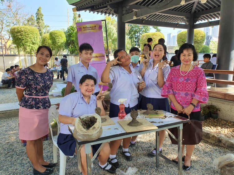 สร้างสรรค์ผลงานประเภทต่างๆกับศิลปินแห่งชาติและนานาชาติสัญจร 2563 — 25 เมษายน 2025 — สถาบันเทคโนโลยีจิตรลดา CDTI