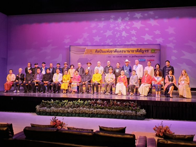 สร้างสรรค์ผลงานประเภทต่างๆกับศิลปินแห่งชาติและนานาชาติสัญจร 2563 — 25 เมษายน 2025 — สถาบันเทคโนโลยีจิตรลดา CDTI