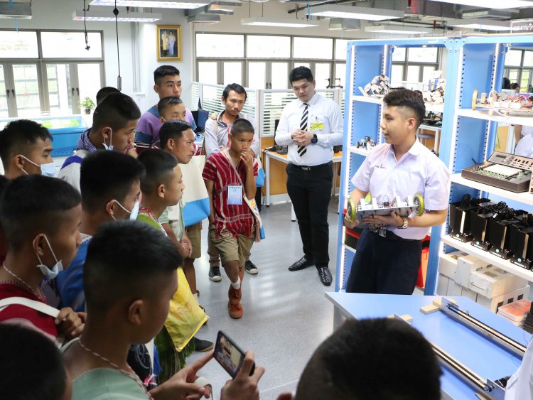ต้อนรับคณะดูงาน — 5 พฤษภาคม 2025 — สถาบันเทคโนโลยีจิตรลดา CDTI
