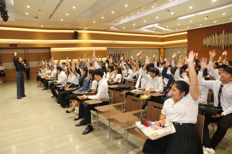 ความรักในวัยรุ่น — 5 พฤษภาคม 2025 — สถาบันเทคโนโลยีจิตรลดา CDTI