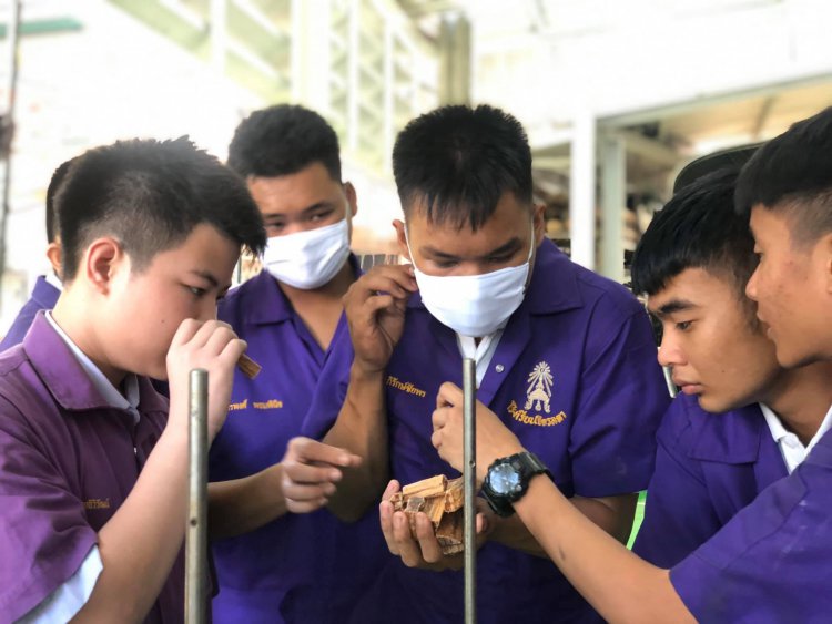 การทำยางสน — 5 พฤษภาคม 2025 — สถาบันเทคโนโลยีจิตรลดา CDTI