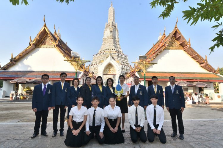 วางพานพุ่ม รัชกาลที่ 2 — 2 พฤษภาคม 2025 — สถาบันเทคโนโลยีจิตรลดา CDTI