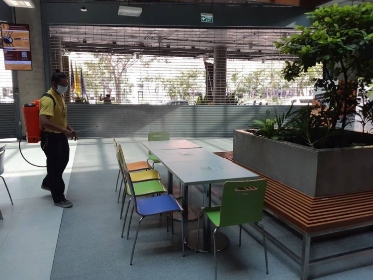สจด. ออกมาตรการคุมเข้มป้องกัน COVID-19 พร้อมขานรับ พ.ร.ก. ฉุกเฉิน — 5 พฤษภาคม 2025 — สถาบันเทคโนโลยีจิตรลดา CDTI