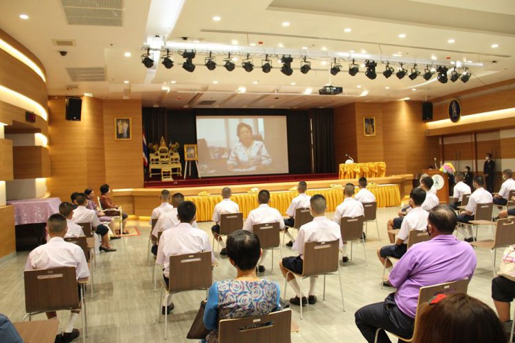 พิธีปฐมนิเทศและมอบตัวนักเรียนใหม่ ชั้นปี 1 ระดับ ปวช. ปีการศึกษา 2563 — 6 พฤษภาคม 2025 — สถาบันเทคโนโลยีจิตรลดา CDTI