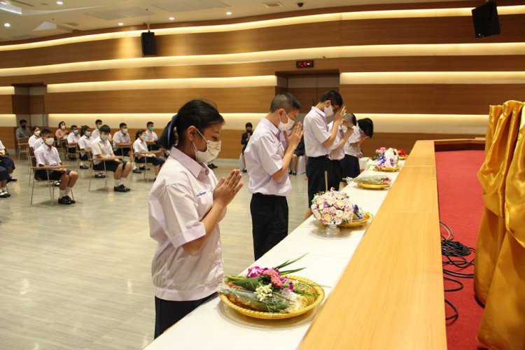 พิธีปฐมนิเทศและมอบตัวนักเรียนใหม่ ชั้นปี 1 ระดับ ปวช. ปีการศึกษา 2563 — 6 พฤษภาคม 2025 — สถาบันเทคโนโลยีจิตรลดา CDTI