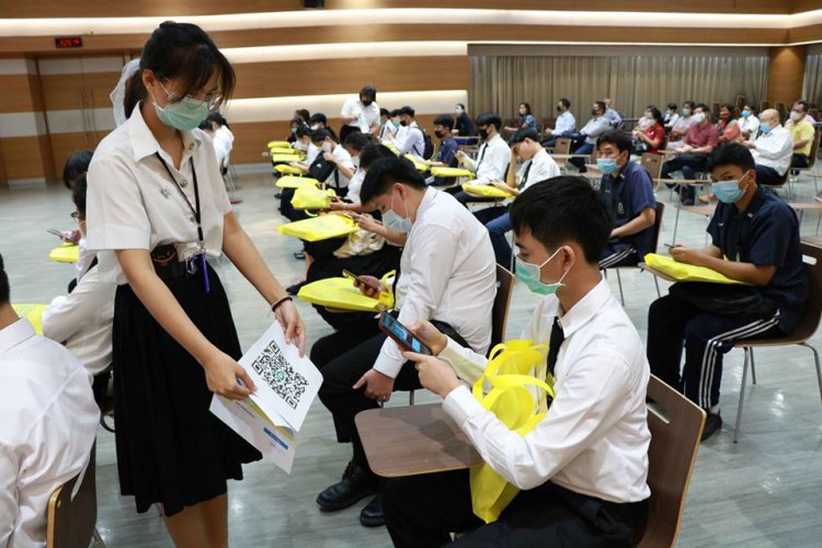 พิธีปฐมนิเทศนักศึกษาใหม่ คณะเทคโนโลยีดิจิทัล ปีการศึกษา 2563 — 6 พฤษภาคม 2025 — สถาบันเทคโนโลยีจิตรลดา CDTI