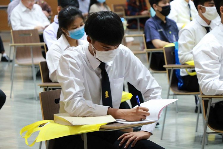 พิธีปฐมนิเทศนักศึกษาใหม่ คณะเทคโนโลยีดิจิทัล ปีการศึกษา 2563 — 6 พฤษภาคม 2025 — สถาบันเทคโนโลยีจิตรลดา CDTI