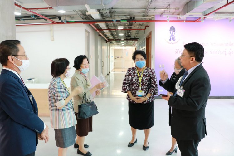 สจด. จับมือ กระทรวงแรงงาน พัฒนามาตรฐานแม่ครัวไทย — 6 พฤษภาคม 2025 — สถาบันเทคโนโลยีจิตรลดา CDTI