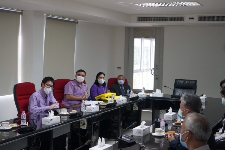 คณะครู และนักศึกษาโรงเรียนจิตรลดาวิชาชีพ ศึกษาดูงาน บริษัท เอส เอ็น ซี ฟอร์เมอร์ จำกัด (มหาชน) — 6 พฤษภาคม 2025 — สถาบันเทคโนโลยีจิตรลดา CDTI
