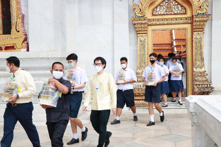 สจด. ถวายเทียนพรรษา เนื่องในวันเข้าพรรษา ณ อุโบสถ วัดเบญจมบพิตรดุสิตวนาราม ราชวรวิหาร — 6 พฤษภาคม 2025 — สถาบันเทคโนโลยีจิตรลดา CDTI