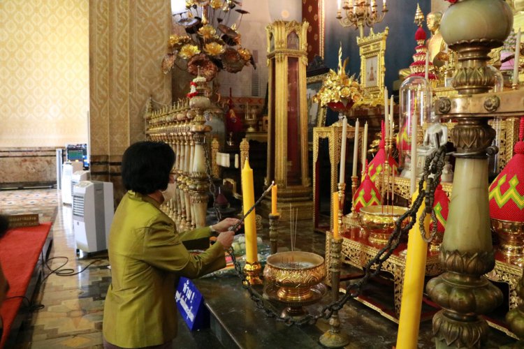 สจด. ถวายเทียนพรรษา เนื่องในวันเข้าพรรษา ณ อุโบสถ วัดเบญจมบพิตรดุสิตวนาราม ราชวรวิหาร — 6 พฤษภาคม 2025 — สถาบันเทคโนโลยีจิตรลดา CDTI