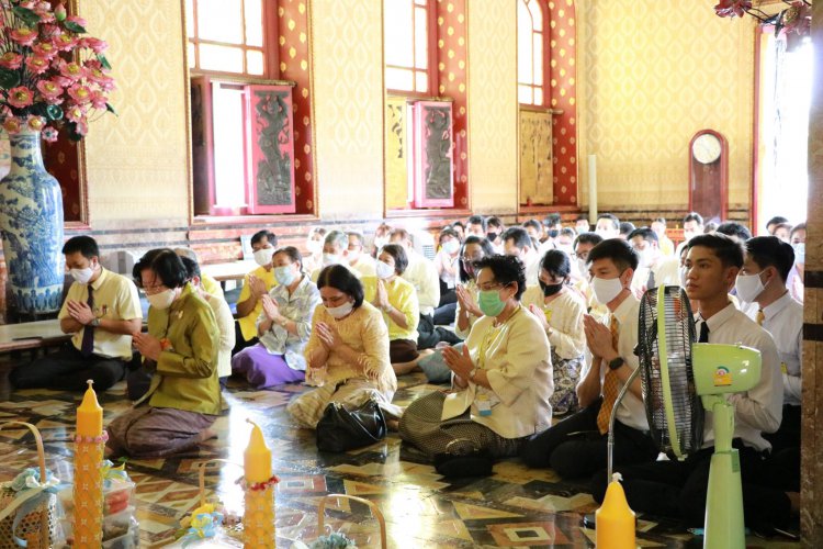 สจด. ถวายเทียนพรรษา เนื่องในวันเข้าพรรษา ณ อุโบสถ วัดเบญจมบพิตรดุสิตวนาราม ราชวรวิหาร — 6 พฤษภาคม 2025 — สถาบันเทคโนโลยีจิตรลดา CDTI