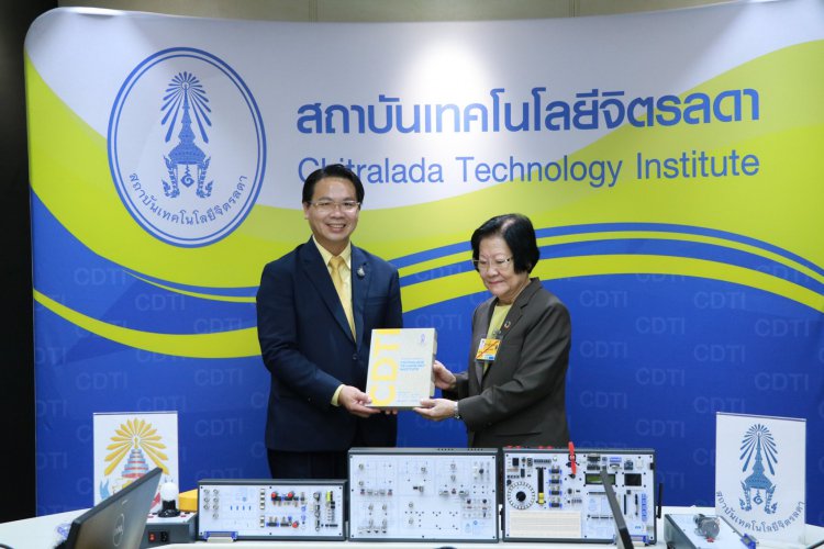 สจด. รับมอบชุดฝึกปฏิบัติการ จากสถาบันเทคโนโลยีปทุมวัน — 6 พฤษภาคม 2025 — สถาบันเทคโนโลยีจิตรลดา CDTI
