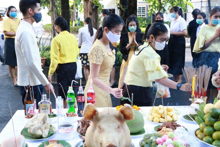 พิธีสักการะสิ่งศักดิ์สิทธิ์ประจำสถาบันเทคโนโลยีจิตรลดา ประจำปี 2563 — 6 พฤษภาคม 2025 — สถาบันเทคโนโลยีจิตรลดา CDTI