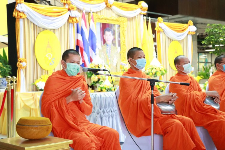ถวายพระพรชัยมงคลพระบาทสมเด็จพระปรเมนทรรามาธิบดีศรีสินทรมหาวชิราลงกรณ พระวชิรเกล้าเจ้าอยู่หัว — 6 พฤษภาคม 2025 — สถาบันเทคโนโลยีจิตรลดา CDTI