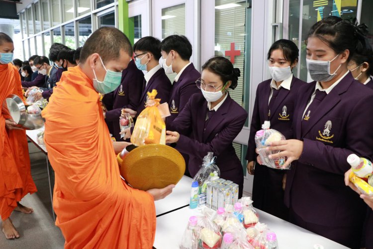 ถวายพระพรชัยมงคลพระบาทสมเด็จพระปรเมนทรรามาธิบดีศรีสินทรมหาวชิราลงกรณ พระวชิรเกล้าเจ้าอยู่หัว — 6 พฤษภาคม 2025 — สถาบันเทคโนโลยีจิตรลดา CDTI