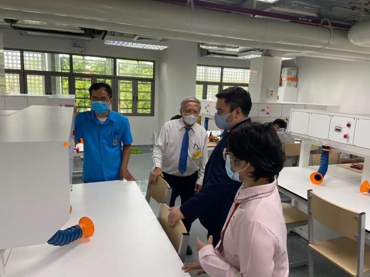 ต้อนรับคณะศึกษาดูงานจากโรงเรียนสีตบุตรบำรุง — 6 พฤษภาคม 2025 — สถาบันเทคโนโลยีจิตรลดา CDTI