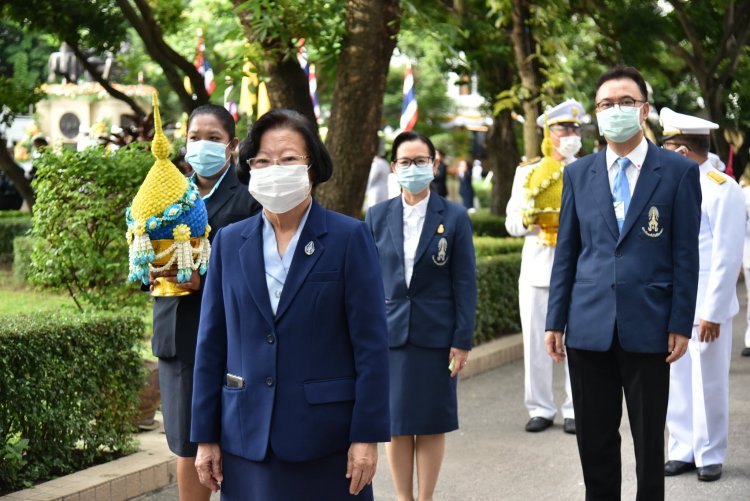 สถาบันเทคโนโลยีจิตรลดา ร่วมพิธีวางพานพุ่ม "วันวิทยาศาสตร์ไทย" — 6 พฤษภาคม 2025 — สถาบันเทคโนโลยีจิตรลดา CDTI