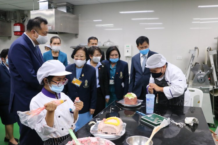 ต้อนรับรัฐมนตรีกระทรวงแรงงานและคณะ ในโอกาสเยี่ยมชมสถาบันฯ — 6 พฤษภาคม 2025 — สถาบันเทคโนโลยีจิตรลดา CDTI