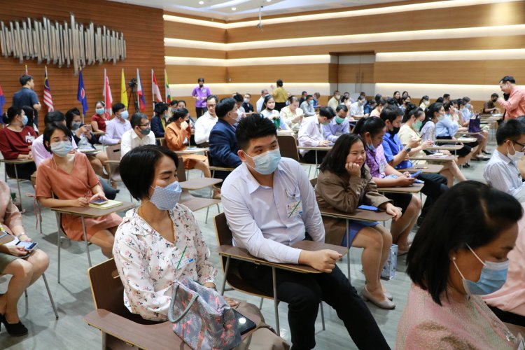 อบรม “ความเป็นจิตรลดา บุคลิกภาพและการวางตน” — 6 พฤษภาคม 2025 — สถาบันเทคโนโลยีจิตรลดา CDTI