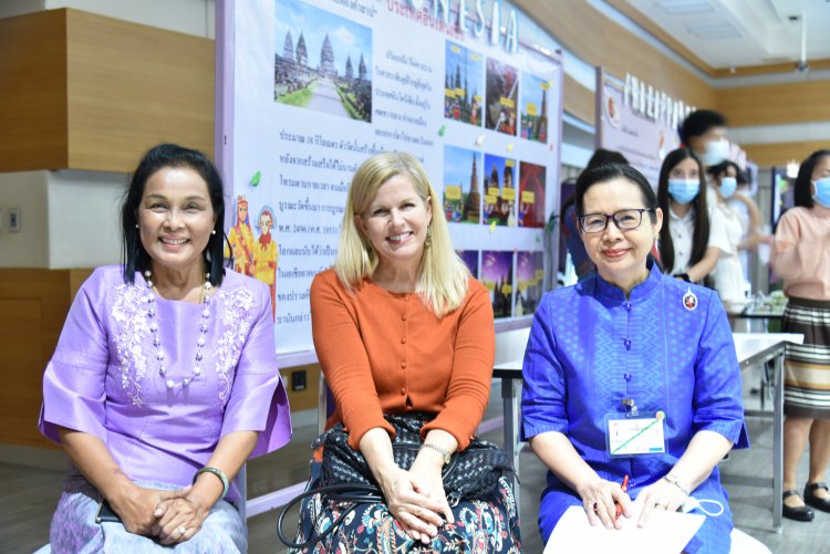 นิทรรศการวัฒนธรรมชาติต่างๆ ในอาเซียน เนื่องในวันอาเซียน (ASEAN Day) — 25 เมษายน 2025 — สถาบันเทคโนโลยีจิตรลดา CDTI