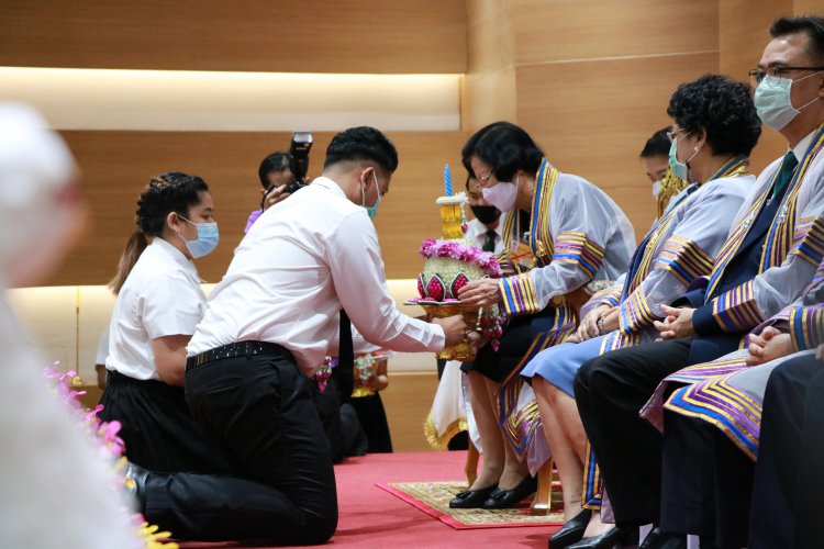 พิธีไหว้ครู ประจำปีการศึกษา 2563 — 3 พฤษภาคม 2025 — สถาบันเทคโนโลยีจิตรลดา CDTI