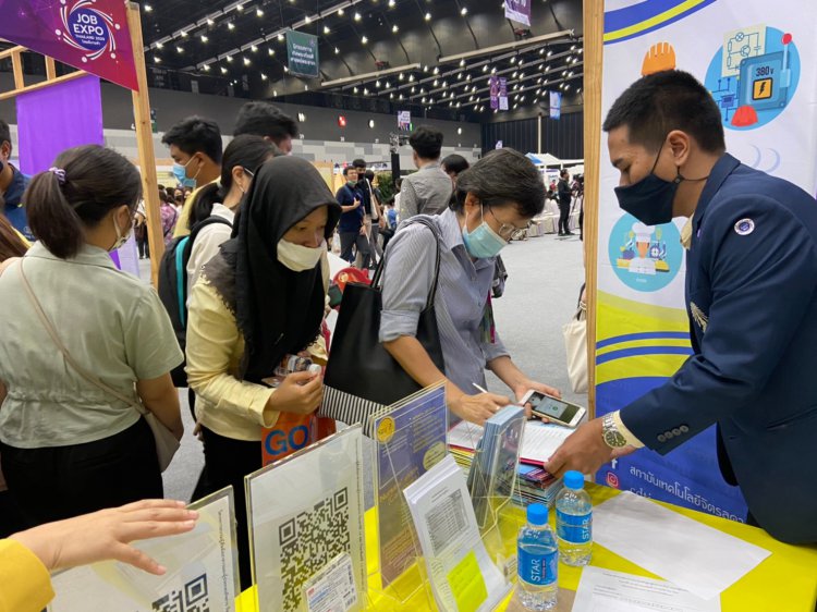 ออกบูธแนะแนวการศึกษาและการอบรมระยะสั้น ในงาน "JOB EXPO THAILAND 2020" — 2 พฤษภาคม 2025 — สถาบันเทคโนโลยีจิตรลดา CDTI