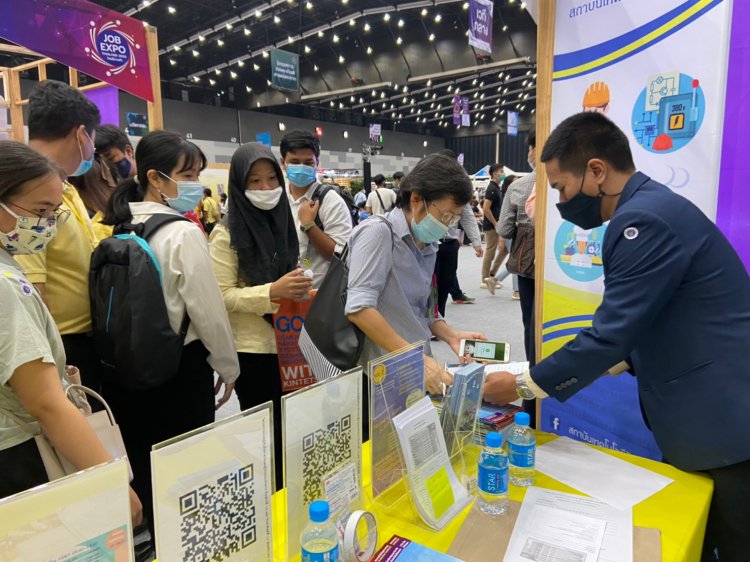 ออกบูธแนะแนวการศึกษาและการอบรมระยะสั้น ในงาน "JOB EXPO THAILAND 2020" — 2 พฤษภาคม 2025 — สถาบันเทคโนโลยีจิตรลดา CDTI