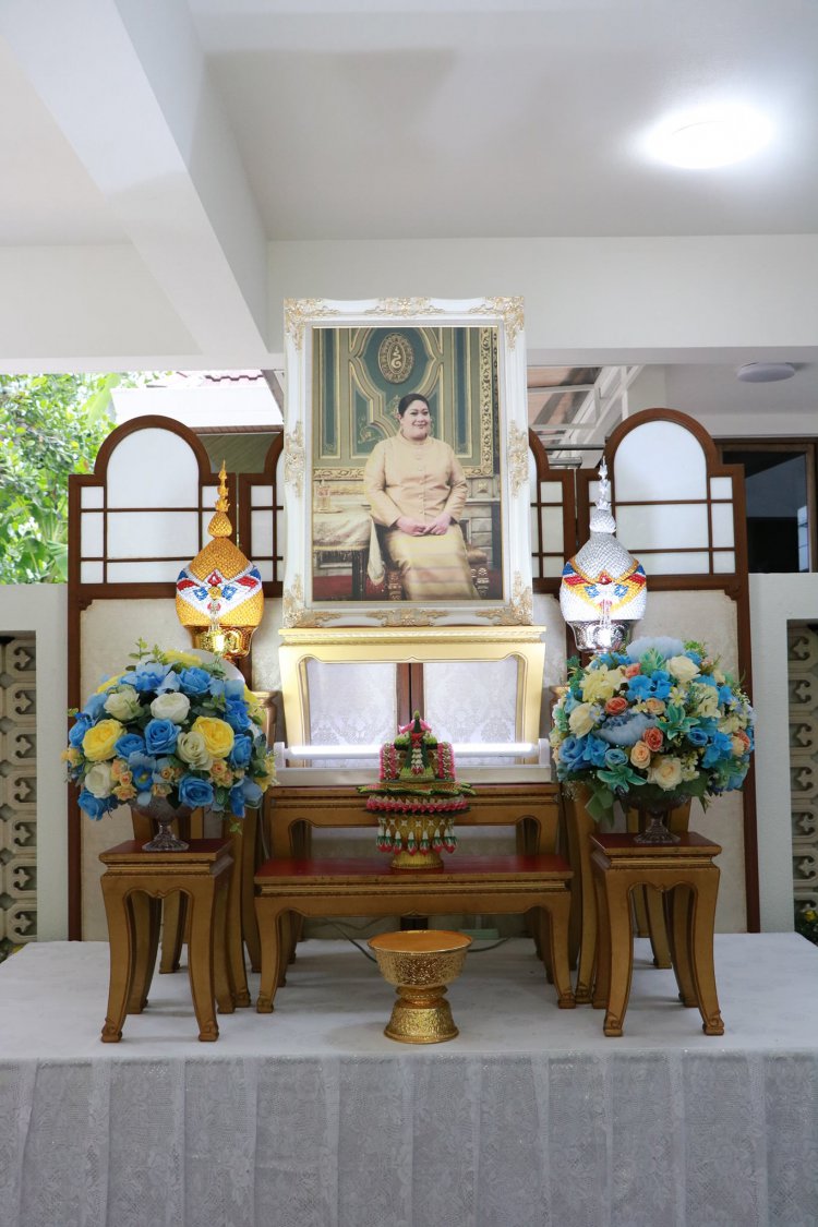 ลงนามถวายพระพร เนื่องในวันคล้ายวันประสูติ พระเจ้าวรวงศ์เธอ พระองค์เจ้าสิริภาจุฑาภรณ์ — 4 พฤษภาคม 2025 — สถาบันเทคโนโลยีจิตรลดา CDTI