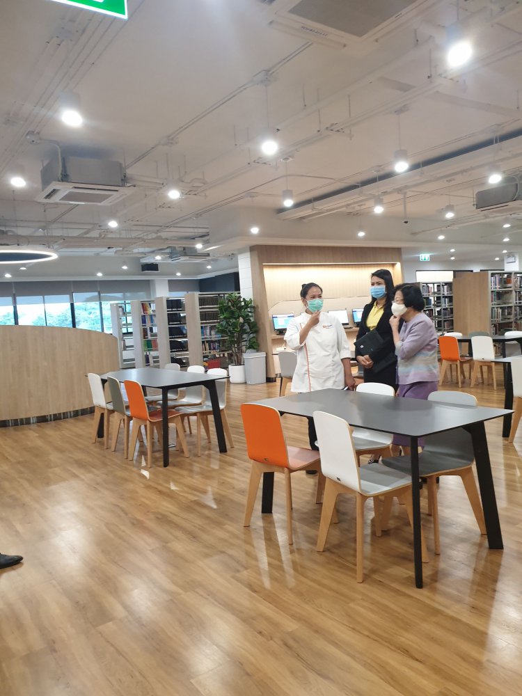 คณะผู้บริหารสถาบันเทคโนโลยีจิตรลดาเข้าเยี่ยมชมวิทยาลัยดุสิตธานี — 5 พฤษภาคม 2025 — สถาบันเทคโนโลยีจิตรลดา CDTI