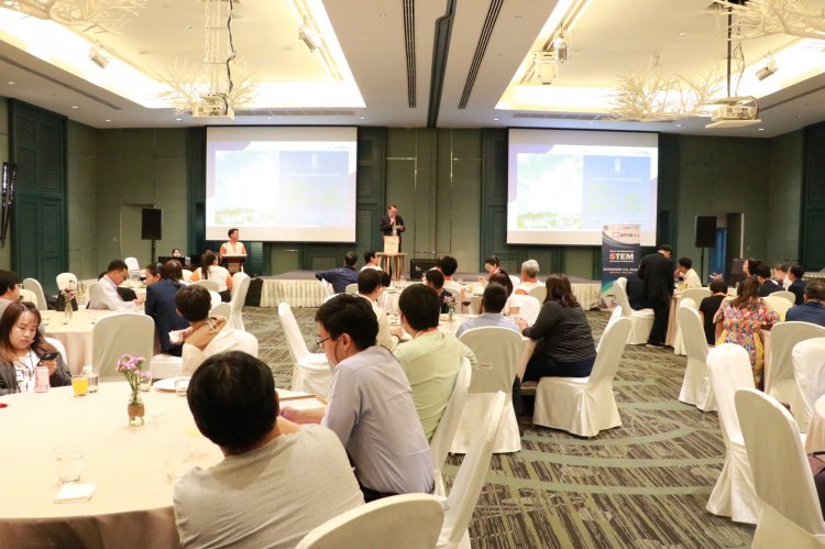 รับไม้ต่อ iSTEM-ED 2020 — 7 พฤษภาคม 2025 — สถาบันเทคโนโลยีจิตรลดา CDTI