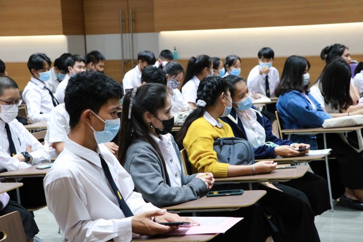 การบรรยายพิเศษ "OnEntrepreneur Journey เส้นทางสู่ผู้ประกอบการมือใหม่" — 8 พฤษภาคม 2025 — สถาบันเทคโนโลยีจิตรลดา CDTI