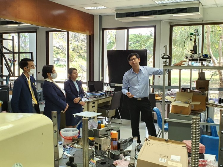 เยี่ยมชมห้องปฏิบัติการของสถาบันเทคโนโลยีแห่งเอเชีย — 8 พฤษภาคม 2025 — สถาบันเทคโนโลยีจิตรลดา CDTI